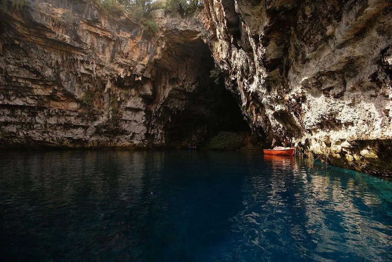 Agia EfimiaPalm Mansion别墅